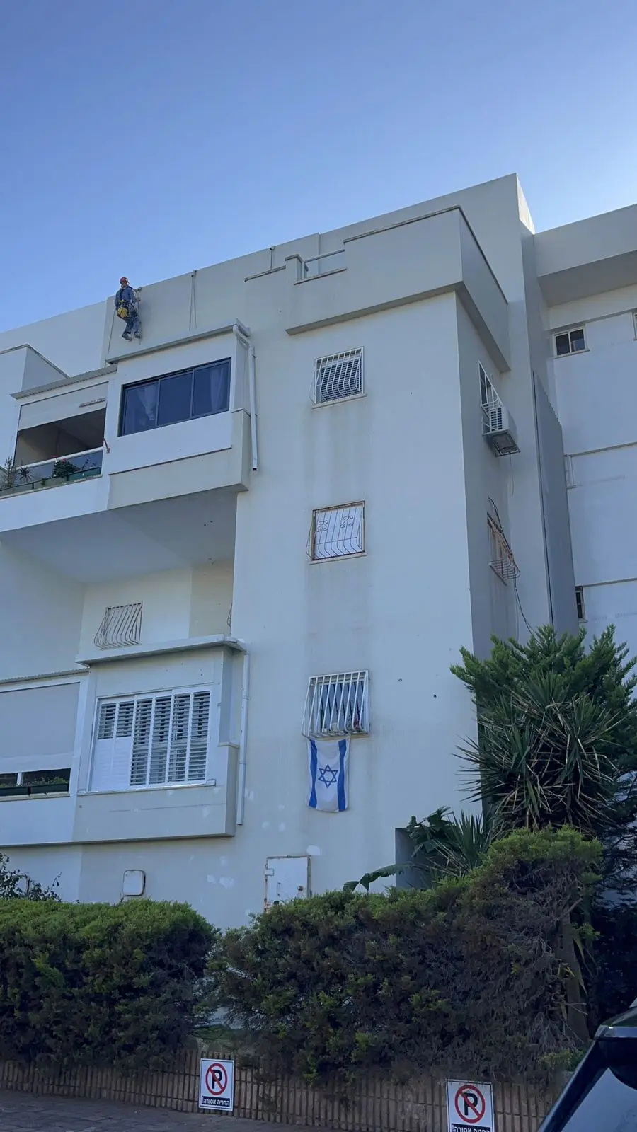 שיפוץ חזית לאחר נזקים ממלחמה בראשון לציון, דליה 8 — תמונה 9 מתוך 12